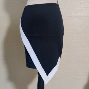 Black & White Stripe Asymmetric Midi Skirt Office Work Business Casual_Small